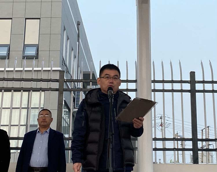 泰安市泰山外国语学校高中部
